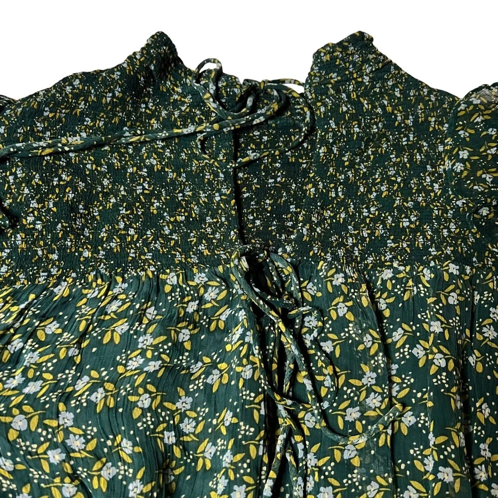 Free People Floral Smocked Crinkle Blouse Green Long Sleeve Ruffle Top XL